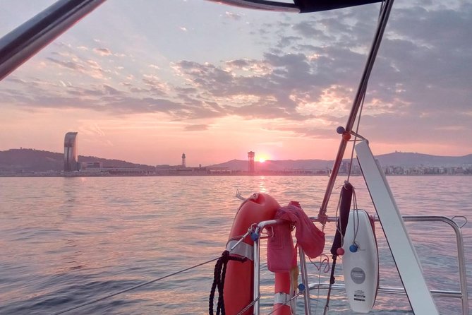 1h Refreshing Sailing Tour in Barcelona with Open Bar & Snacks - How long is enough? Setting expectations for the 1-hour format