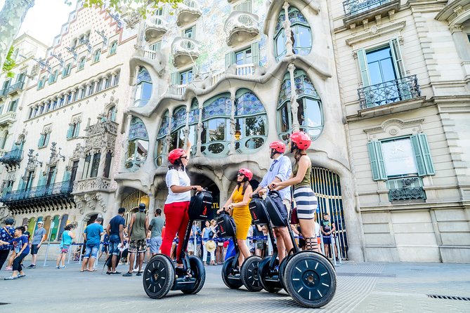 2,5h Barcelona Gaudí Segway Tour - Price and value: is $70.88 a smart use of your time?