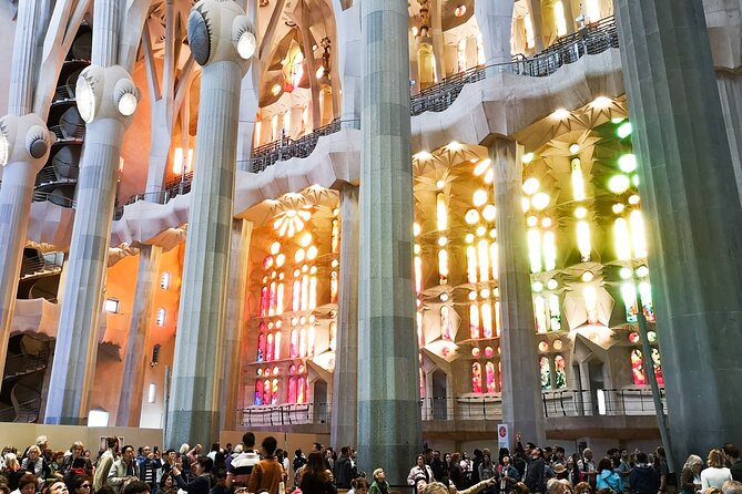2-Day Tour: Gaudi & Sagrada Familia + Montserrat & Winery - Penedès Valley Lunch and an Adult-Only Winery Tasting