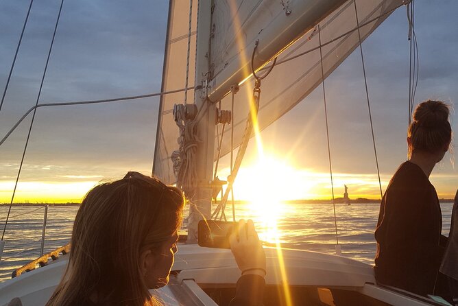 2-Hours Barcelona Sunset Sailing Tour - Why a Small-Boat Sunset Sail Works in Barcelona