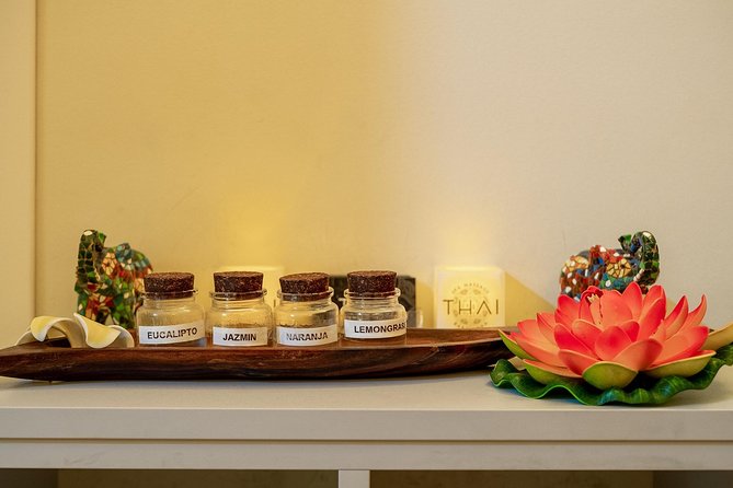 60 min Thai & Bali Massage at THAI SPA MASSAGE BARCELONA - Choosing Your Essential Oil Aroma: A Small Decision That Changes the Mood