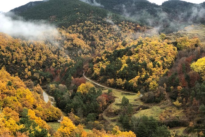Andorra Original History and Sightseeing Tour (Private, Pickup) - Canillo and the water-and-photo stops: Cascada de les Moles, Incles, Circ de Pessons