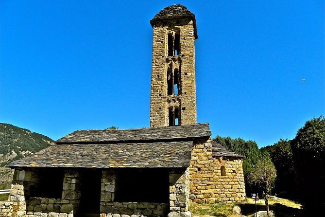 Andorra Private Tour: Sightseeing, Shopping & Traditional Lunch - The guide experience: history context, architecture cues, and useful storytelling