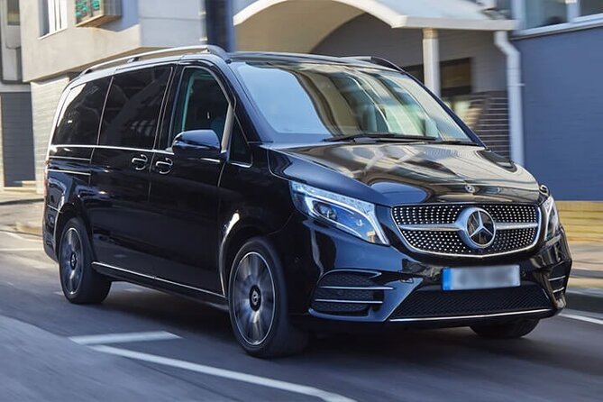 Arrival by Luxury Van Barcelona Airport BCN to Barcelona City - Why This BCN-to-City Transfer Feels Like the Right First Move