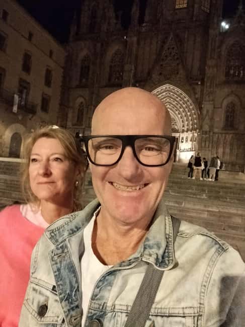 Authentic private tour of Barcelona in French - The guide factor: why small-group French matters