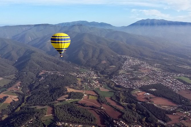 Balloon Ride over Catalonia with optional Pick-up from Barcelona - Landing moment: cava toast, certificates, and what to expect next