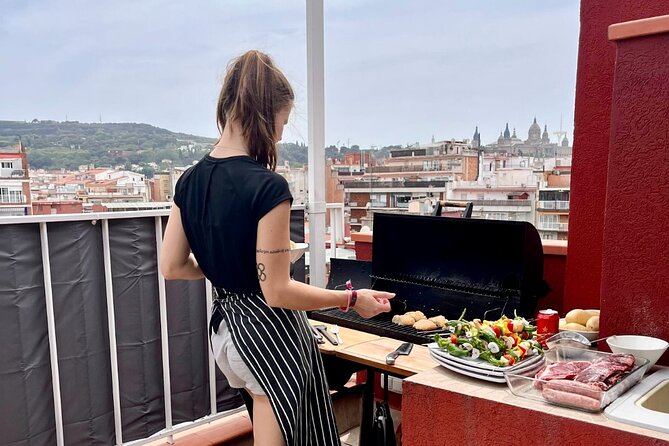 Barbecue in a penthouse in the center of Barcelona with a chef - The Menu: Choripán, Grilled Cuts, Veggie Skewers, and What’s Actually Included