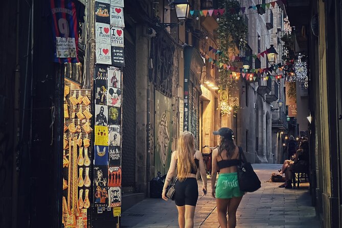 Barcelona 1.5h Private Old Town, Gothic & Ramblas Walking Tour - Gaudí Highlights Without Going Inside: Casa Batlló and La Pedrera