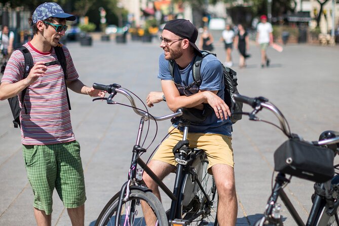 Barcelona: 2/4/8 hours or 1 day bike rental - A Full Day Option: Pair City Sights with Beach Breaks