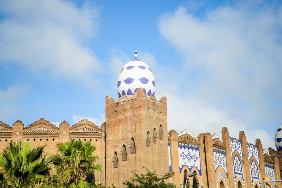 Barcelona: 2,5hr Art of Gaudí Segway Tour - Who Should Book This Gaudí Segway Tour (and Who Should Skip It)