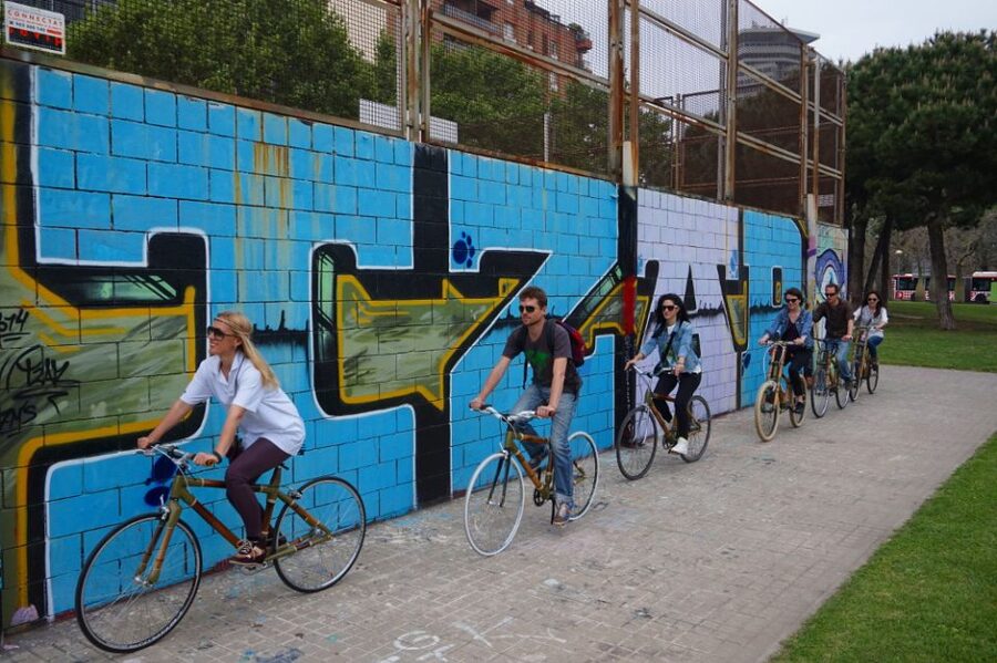 Barcelona: 3.5-Hour Street Art Tour by Bamboo Bike - Timing, pacing, and what to wear for 3.5 hours