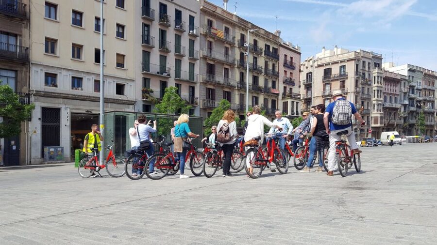 Barcelona: 3-Hour Bike Tour with Spanish Tapas - Bikes, Safety, and Comfort: What to Plan So the Ride Feels Easy