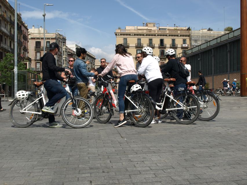 Barcelona 3 Hour Daily Electric Bike Tour - Guide Power: Aleix, Anke, and Lily’s Stories