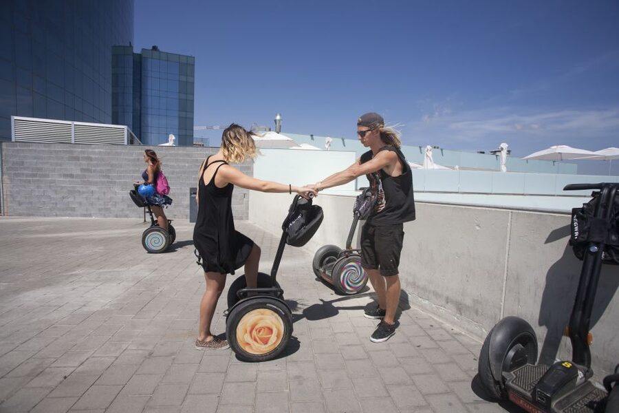 Barcelona: 3-Hour Segway Sightseeing Tour - Gothic Quarter: Roman walls, tight lanes, and quick photo stops