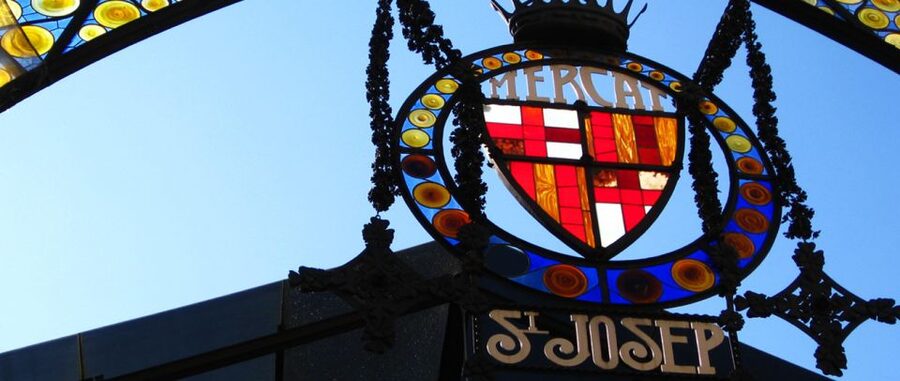 Barcelona: 4-Hour Private Market & Foodie Tour - Plaça Reial meetup: the easy start that keeps the tour moving