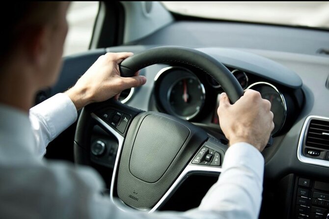 Barcelona Airport, Cruise port or Hotel private Transfer - A private minibus up to 15: comfort for families and groups