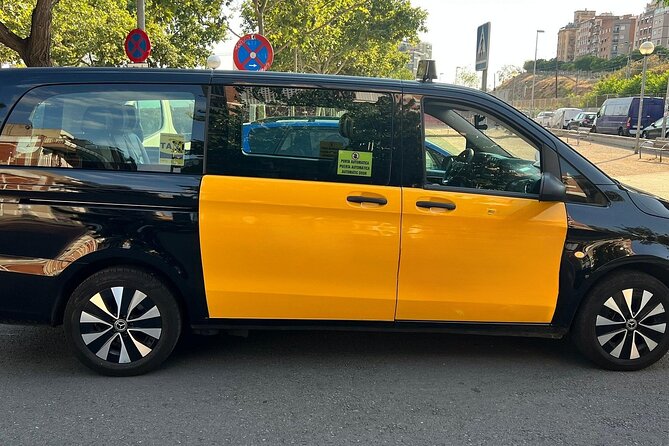 Barcelona Airport Private Transfer to City Center or Any Hotel - Timing Tips for a Smooth First Hour in Barcelona