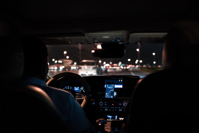 Barcelona Airport Transfer (Private): Arrival or Departure - Communication and local tips you can actually use