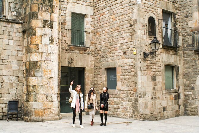 Barcelona all included: Sagrada, Park Güell, Montjuic & Gothic - Park Güell: your included ticket time and where to look
