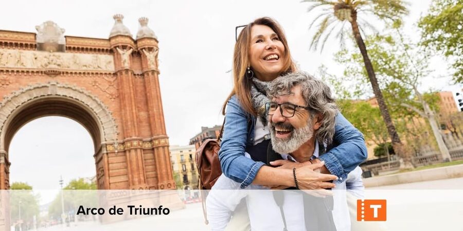 Barcelona: All-Inclusive City Pass & Public Transport Option - Aquarium, Views, and the Sunset Catamaran