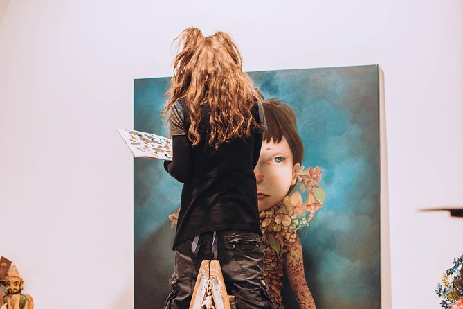 Barcelona Art & Wine: Galleries, Studios & Street Art - El Born and La Ribera: two contemporary art stops with street-level energy nearby