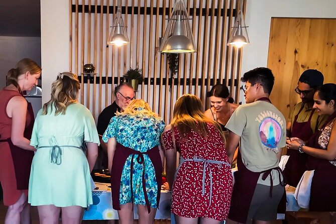 Barcelona Authentic Paella and Sangria Cooking Class - Cava Welcome and a Clear Game Plan for Your 2.5 Hours