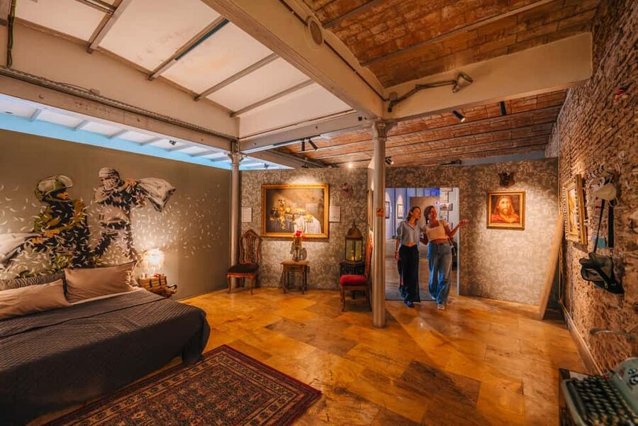 Barcelona: Banksy Museum, Permanent Exhibition Ticket - Meeting point and what to do when you arrive
