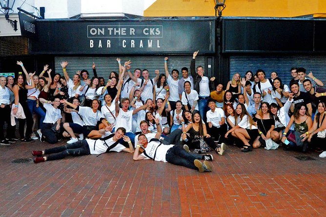 Barcelona Bar Crawl - Key highlights to plan your night
