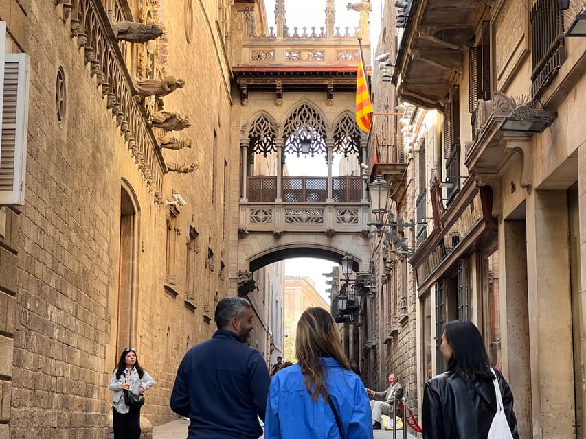 Barcelona: Barri Gotic Small Group Walking Tour - Plaza de San Felipe Neri: a square with a heavy backstory