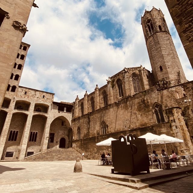Barcelona: Barri Gotic Small Group Walking Tour - The 2-hour plan: how the route actually feels on foot