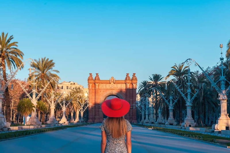 Barcelona Before the Crowds: Sunrise Bike Tour - Why a Sunrise Bike Tour Beats Trying to Beat the Crowds