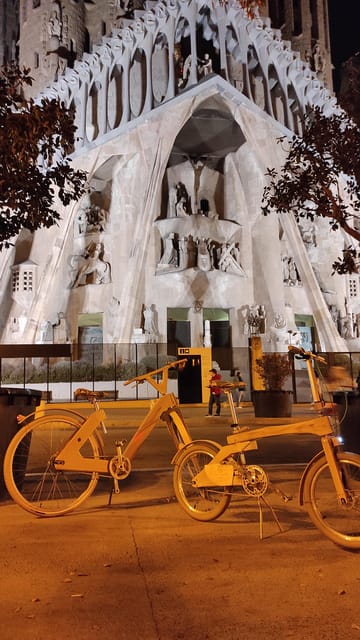 Barcelona Bicycle Tours: Evening City Tour - Who should book this evening Barcelona bike tour