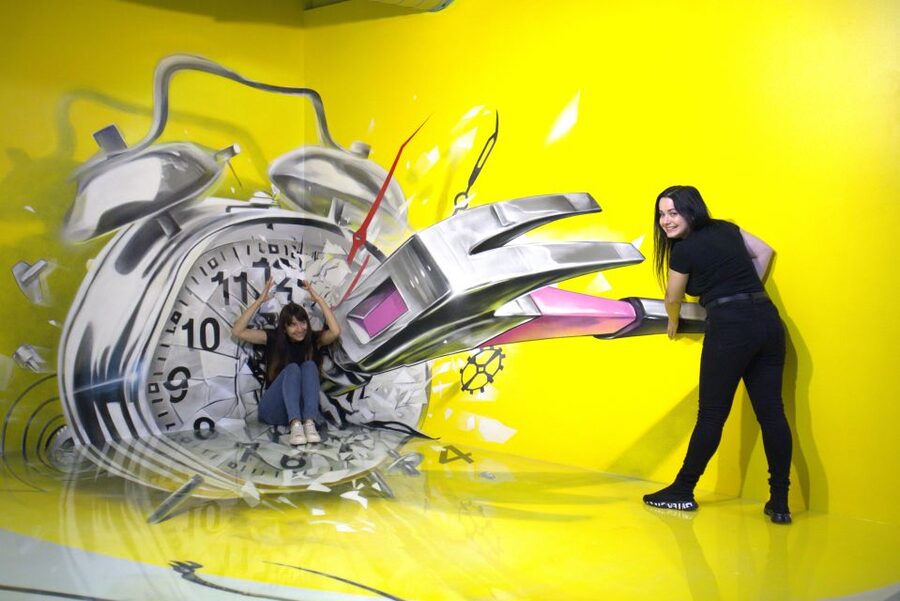 Barcelona – Big Fun Museum & Museum of Illusions Experience - Big Fun Museum: nine fantasy rooms made for photos