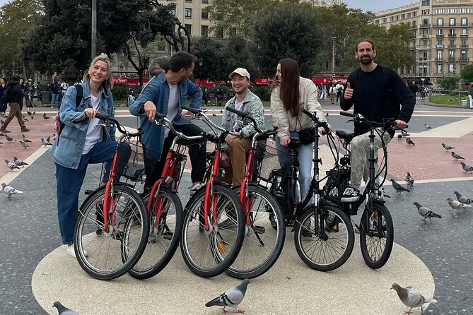 Barcelona: Bike or eBike Tour, Top Sights & Local Insights - Why this 2.5–3 hour bike loop is such a smart Barcelona move