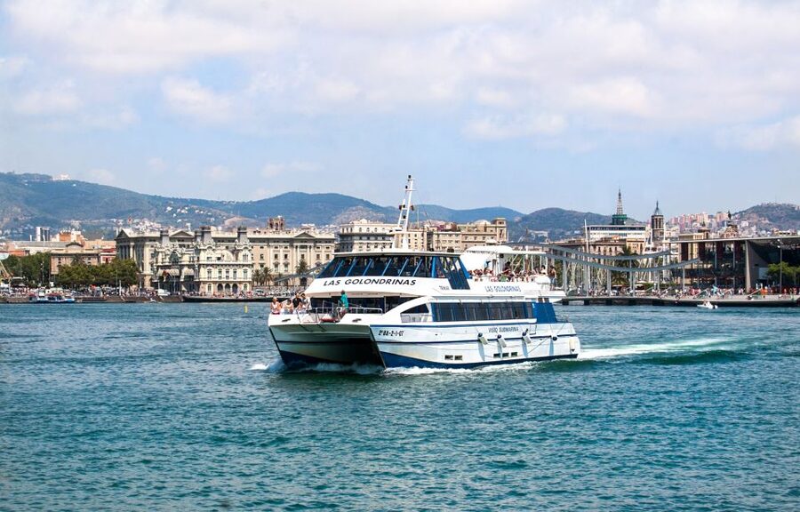 Barcelona: Boat Tour in Las Golondrinas - Portal de la Pau to the Coastline: What the Route Is Really Like