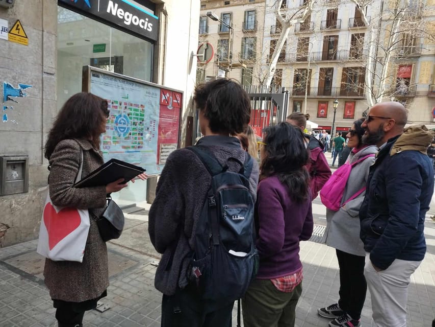 Barcelona: Boqueria Market & Barrio Gotico Street Food Tour - El Born: from tastings to neighborhood energy
