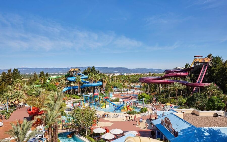 Barcelona: Caribe Aquatic Park Full-Day Ticket with Transfer - King Khajuna: the headline free-fall waterslide