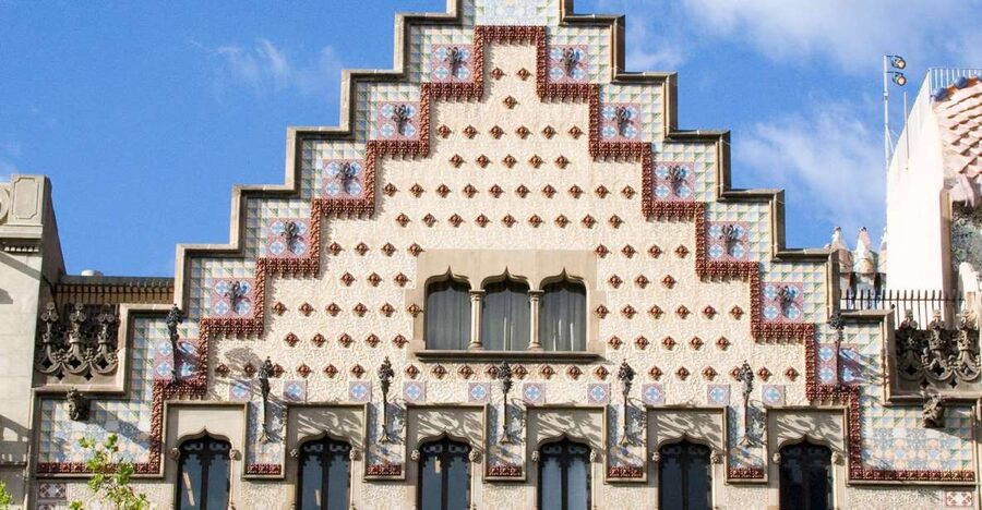 Barcelona: Casa Amatller Priority Entry Ticket - The Modernist Details: Puig i Cadafalch and 1898 Design Logic