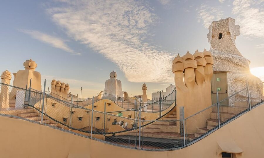 Barcelona: Casa Batlló, Casa Milà & Casa Vicens Guided Tour - Casa Vicens on Your Time: Audio Guide, Optional Cava Finish