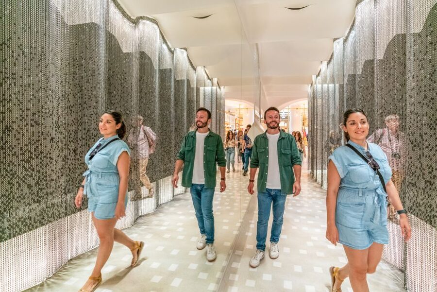 Barcelona: Casa Batlló Entry with Self-Audioguide Tour - The Gaudí Cube: the tech moment you plan your whole visit around