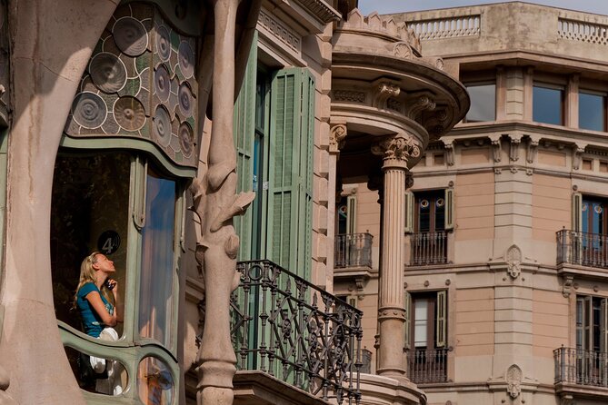 Barcelona: Casa Batllo Timed Entrance Ticket with Audio Guide - Gaudí’s design: the façade and interior moments that matter