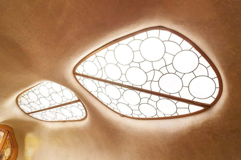 Barcelona: Casa Batlló Tour and Optional White Rabbit Museum - Optional White Rabbit Museum: art, tech, and Catalan culture off the main track