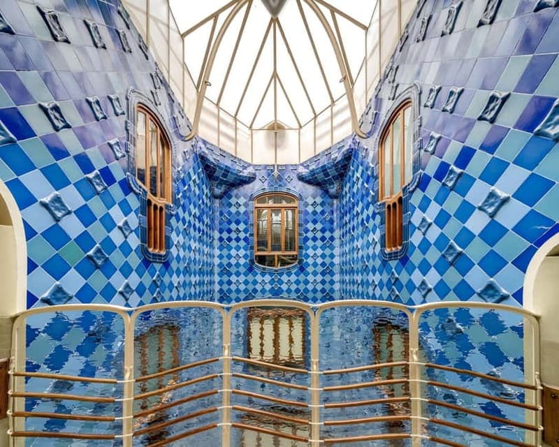 Barcelona: Casa Batlló Tour and Optional White Rabbit Museum - Walking through Gaudí’s home: rooms that actually explain the design