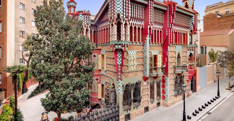 Barcelona: Casa Vicens, Pedrera, and Casa Batlló Guided Tour - Casa Vicens: Gaudí’s early style and the Oriental influence details