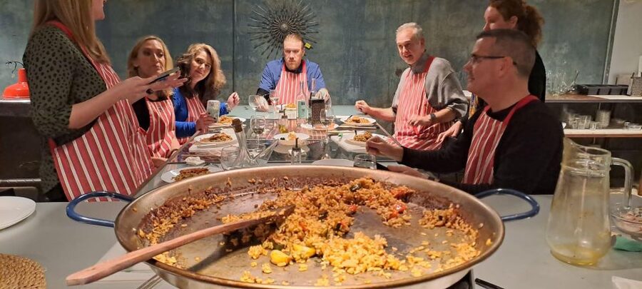 Barcelona: Catalan Paella Cooking Class - Your classroom: a restored kitchen close to Park Güell