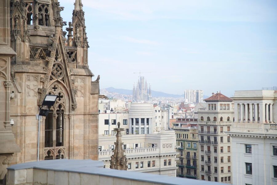 Barcelona Cathedral: Ticket, Guided Tour and VR Experience - Quick highlights you won’t want to miss