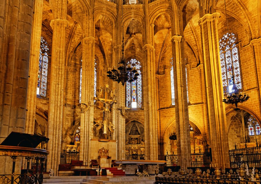 Barcelona Cathedral: Ticket, Guided Tour and VR Experience - Saint Eulalia and the Courtyard Geese: How a Martyred Saint Lives on in Design