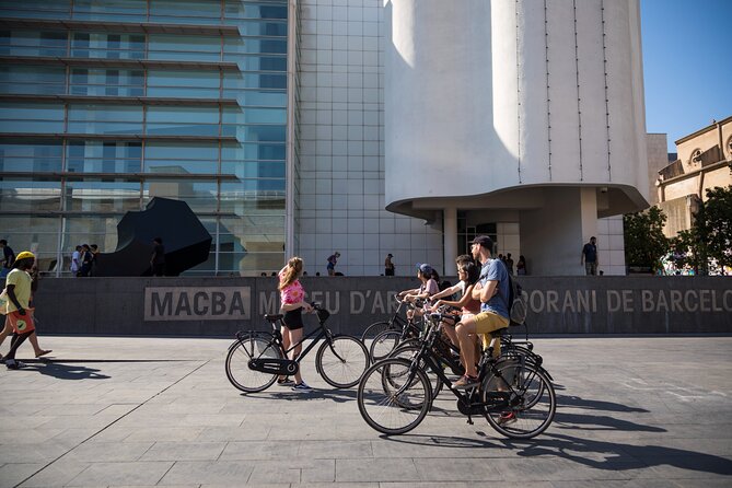 Barcelona City Highlights Bike Tour - How the ride feels in real life: easy pace, mostly bike lanes
