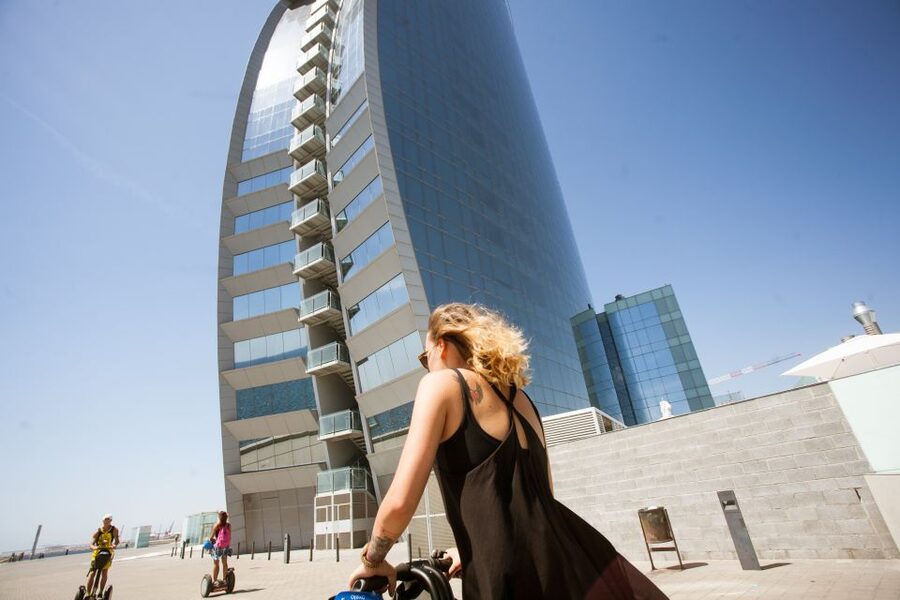 Barcelona: City Highlights Guided Segway Tour - Sant Sebastià Beach Energy and Port Vell Yachts