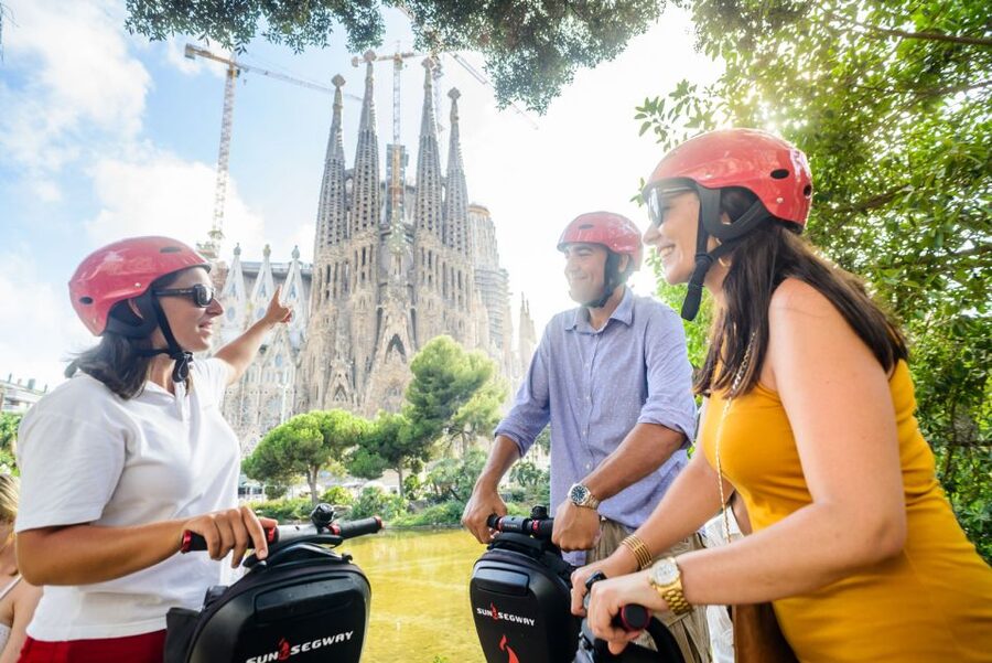 Barcelona: City Highlights Segway Tour - Pacing, groups, and the practical feel of the tour
